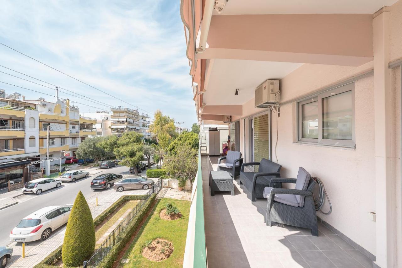An Impressive 2 Bdr Apt In Glyfada Athens Exterior photo